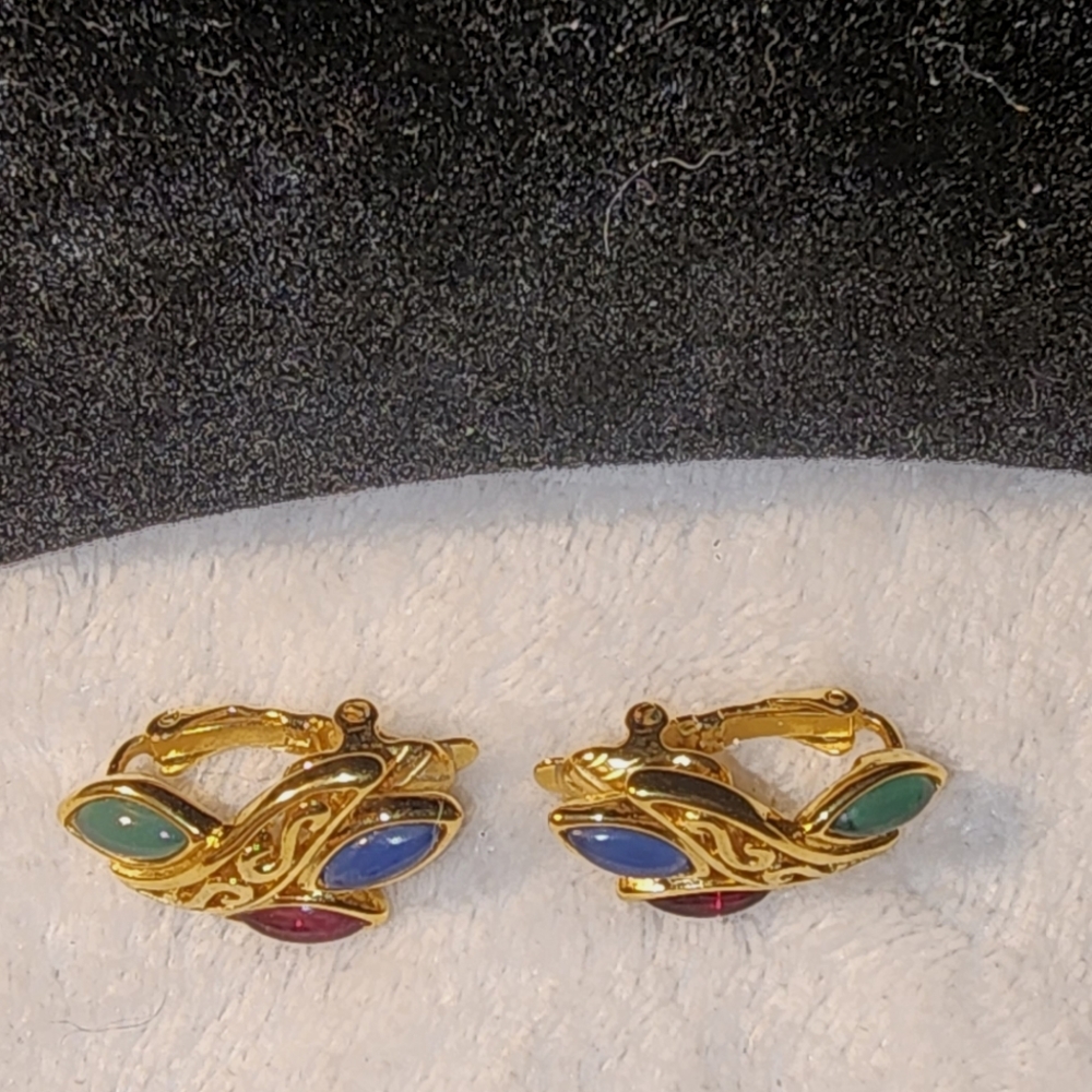 Elegant Gold Multicolor Earrings - Picture 3 of 3